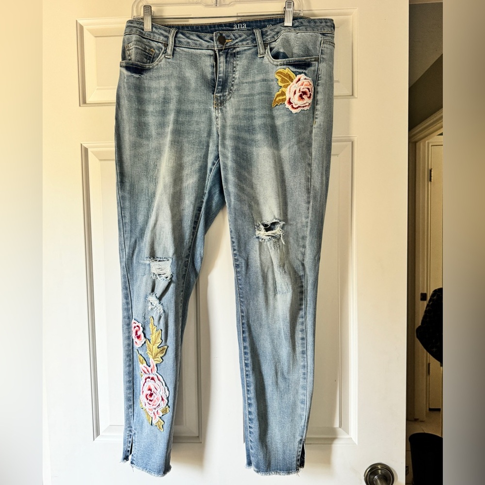A.n.a blue jeans denim w pink flowers sz 10